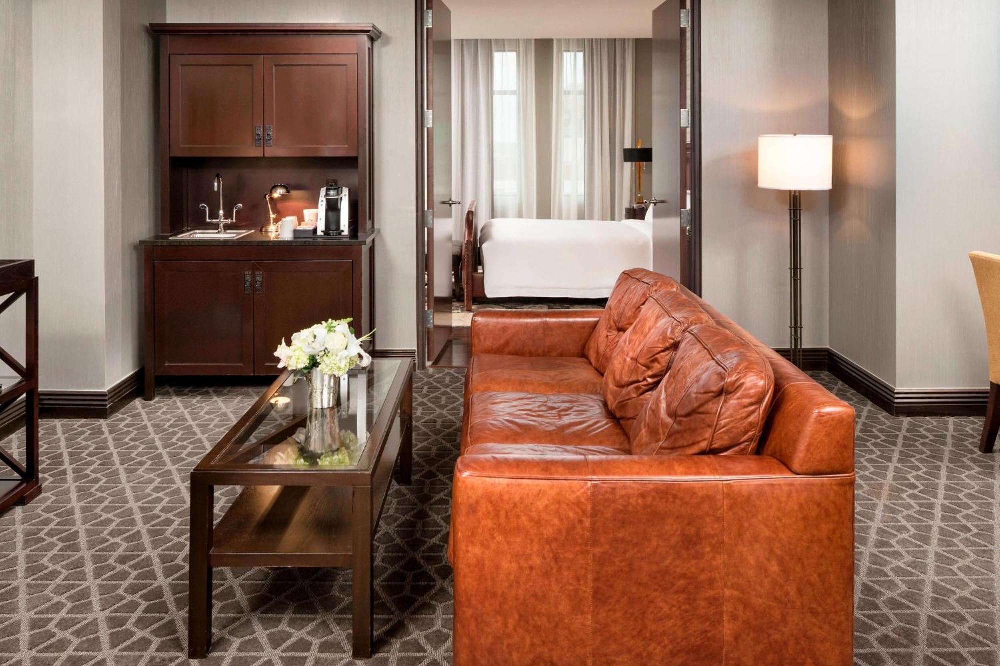 Hotel Ivy, A Luxury Collection Hotel, Миннеаполис Экстерьер фото